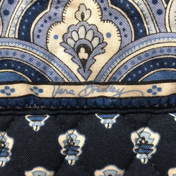 🎉Sale🎉Vera Bradley Nantucket Navy tote bag - Picture 16 of 16